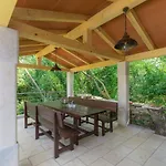 Fratrici By Interhome *