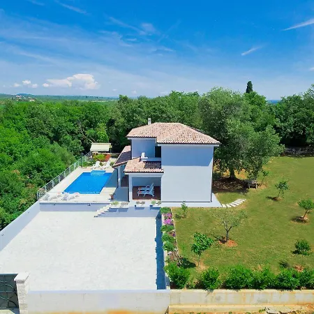 Fratrici By Interhome Vakantiehuis Murine