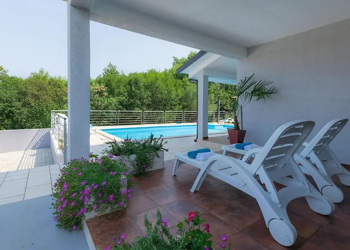 Fratrici By Interhome Murine
